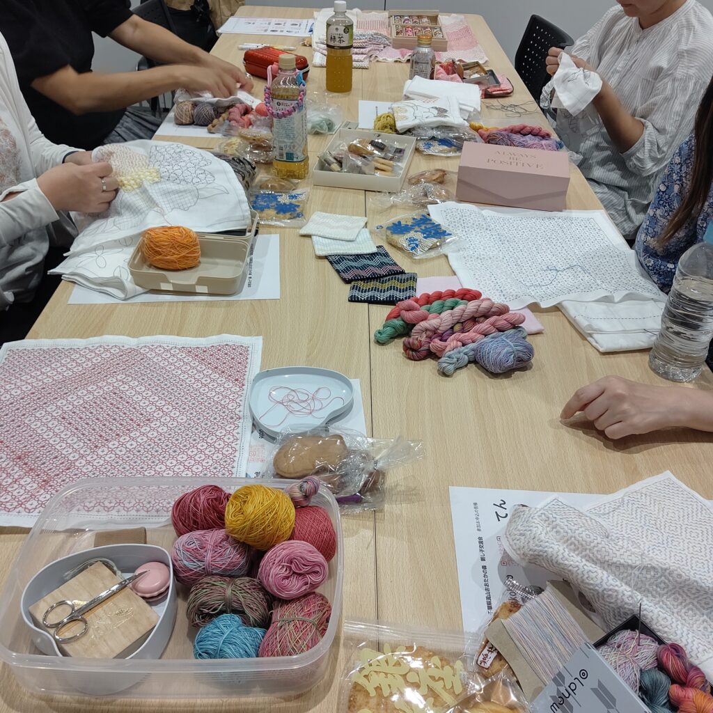 刺し子交流会の様子